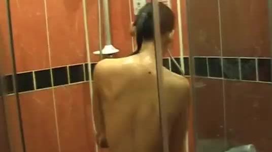 Breath taking asian babe in the shower rubbing on