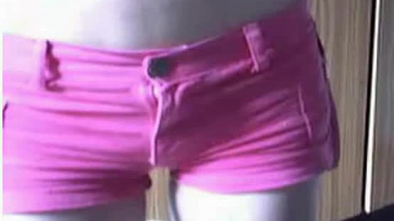 Busty euro webcam slut shows off body