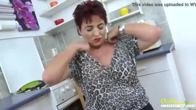 Mature lady is pleasing her man feat linda b