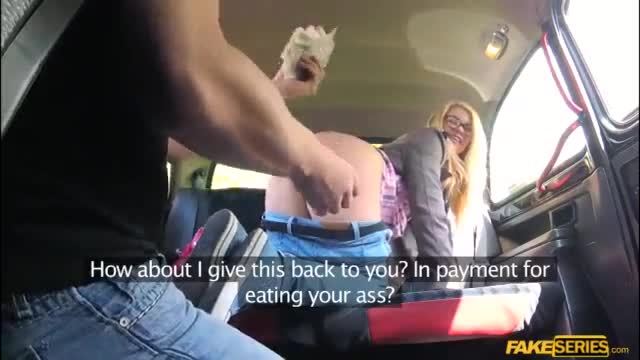Rich babe izzy pays the taxi driver to lick her ass clean