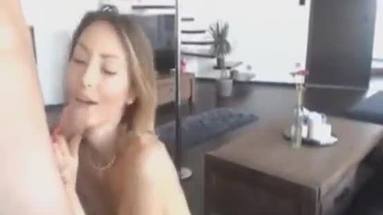 Hot teen gets a hot jizz on her ass after sex live